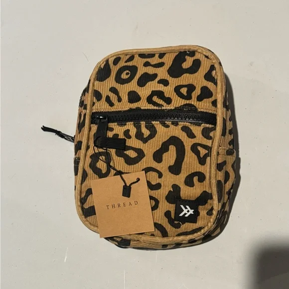 Thread Leopard Print Travel small crossbody purse - Tan & Black - NWT - Picture 1 of 6